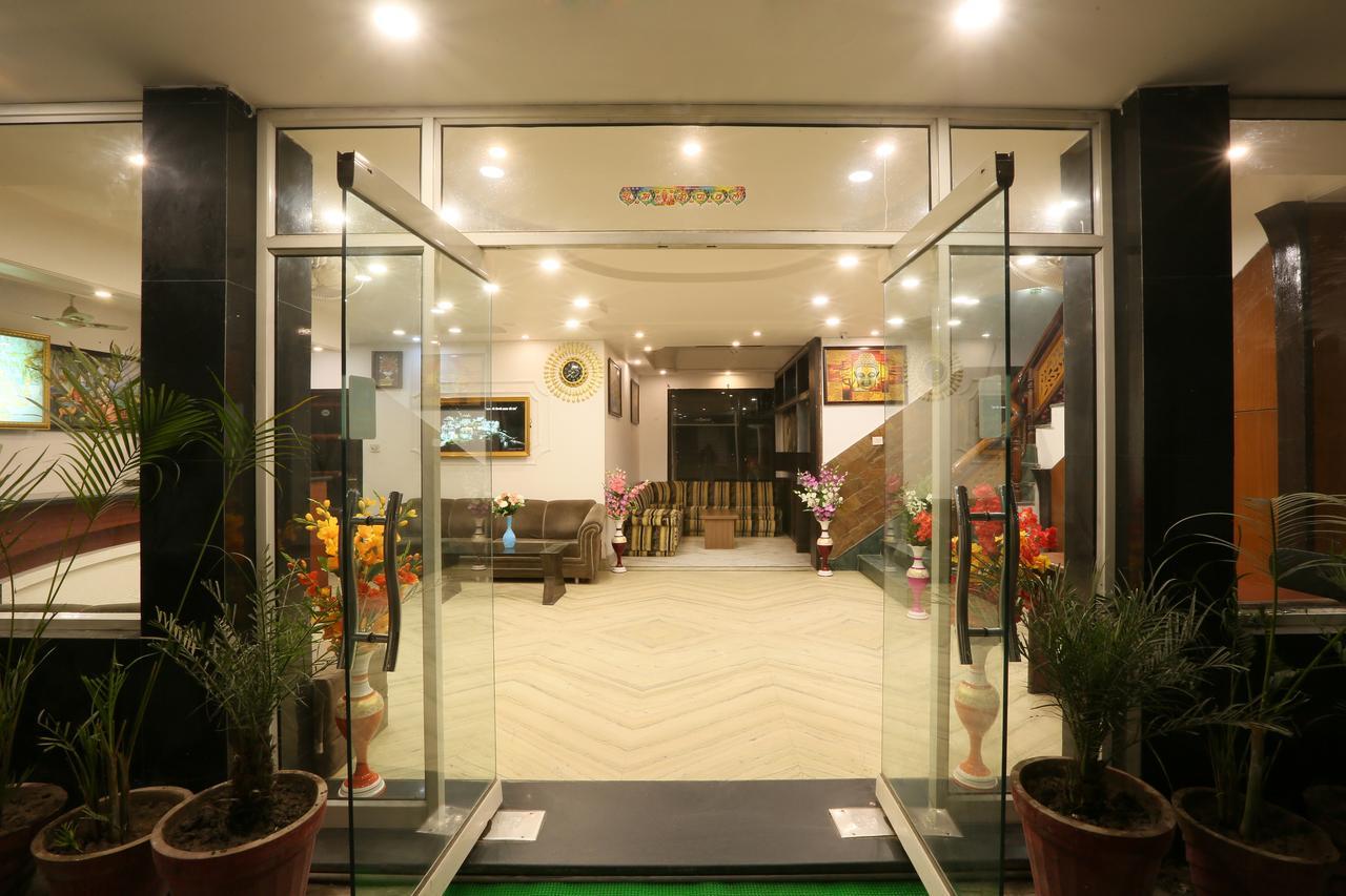 Hotel Katra Residency Exterior foto