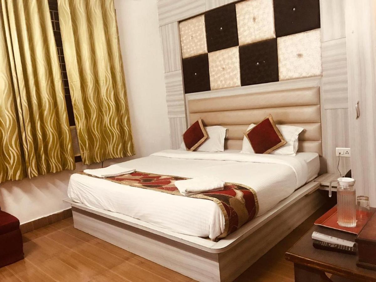 Hotel Katra Residency Exterior foto